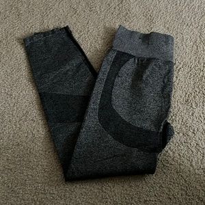 VS pink leggings